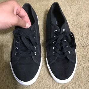 Black canvas shoes